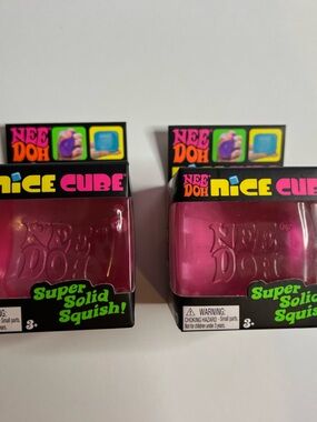 Nice Cube Super Solid Squish - Pink